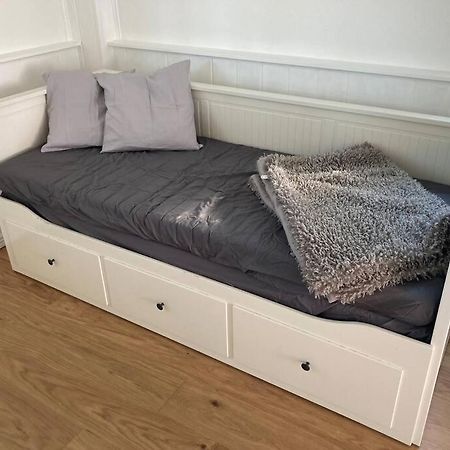 Fin Laegenhet Mitt Pa Bjaerehalvoen Apartment Bastad Ngoại thất bức ảnh